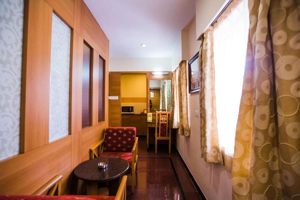 Malles Manotaa Chennai Quarto foto